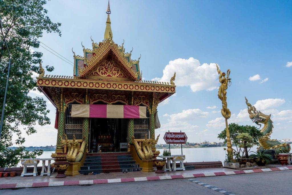 Tempel am Mekong