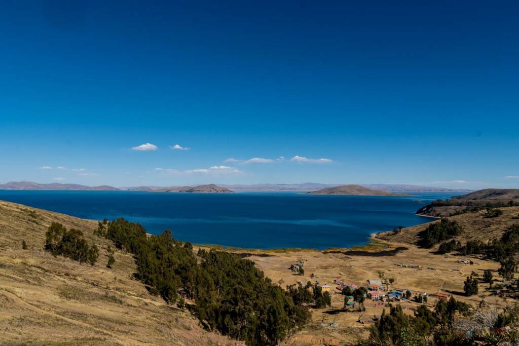 Der Titicacasee ist riesig