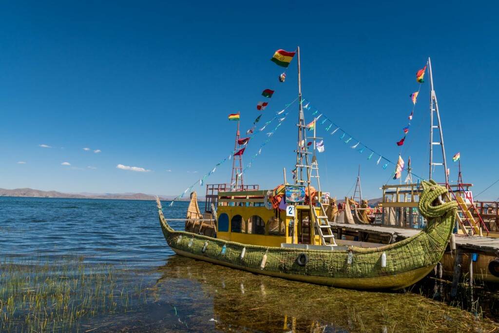 Traditionelle Boote aus Schilf. 